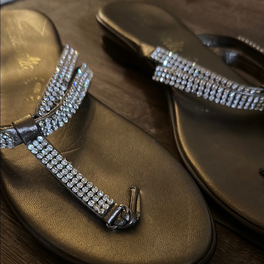 Elegant Women's Sandals With Rhinestones - Picture 4 of 6